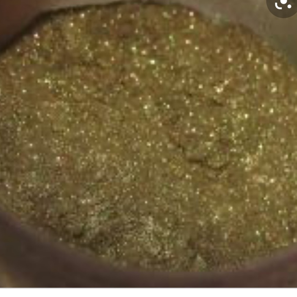 Milani Loose Eye Shadow Powder - 01 Golden Green